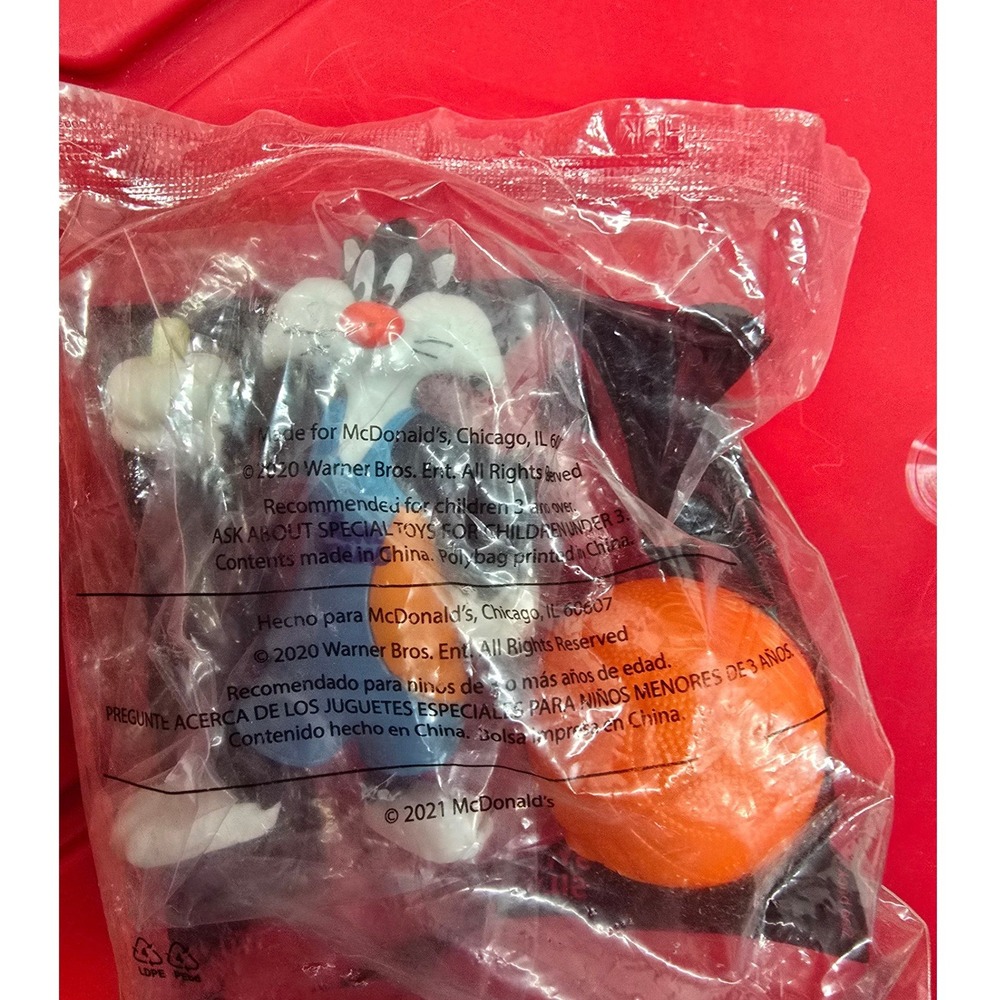 Space Jam Sylvester McDonald's Happy Meal Toy 2021 Basketball